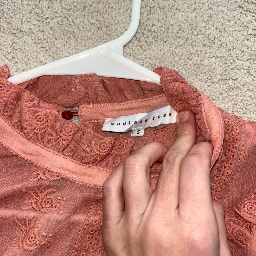 Endless Rose Top - Picture 2 of 3